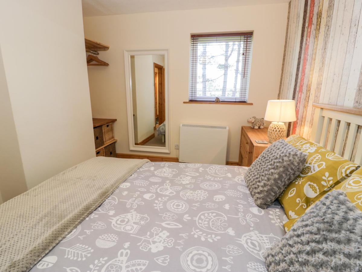 Redwood Villa Harlech Bagian luar foto